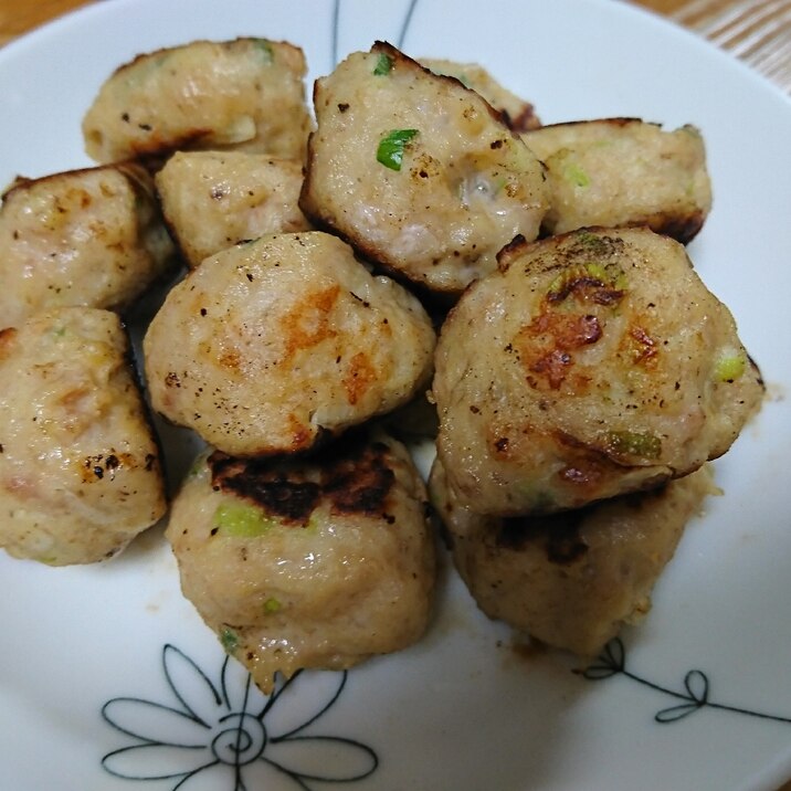 鶏ひき肉の高野団子